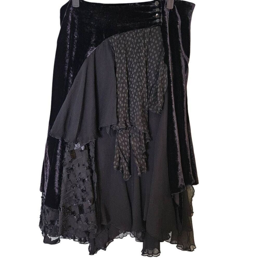Javier Simorra black velvet tiered layered skirt. Size 10.